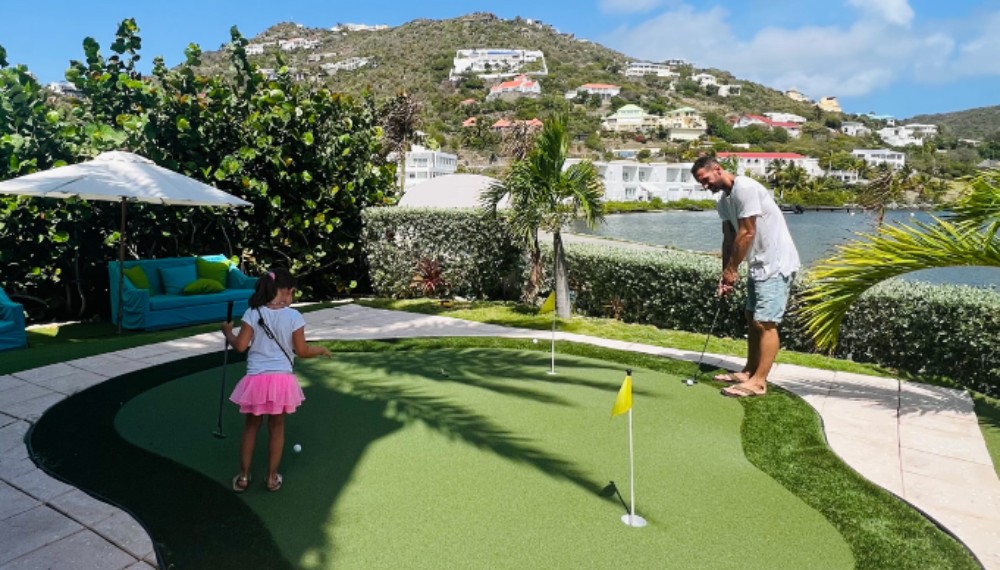 Oyster Bay Beach Resort Day Room 7