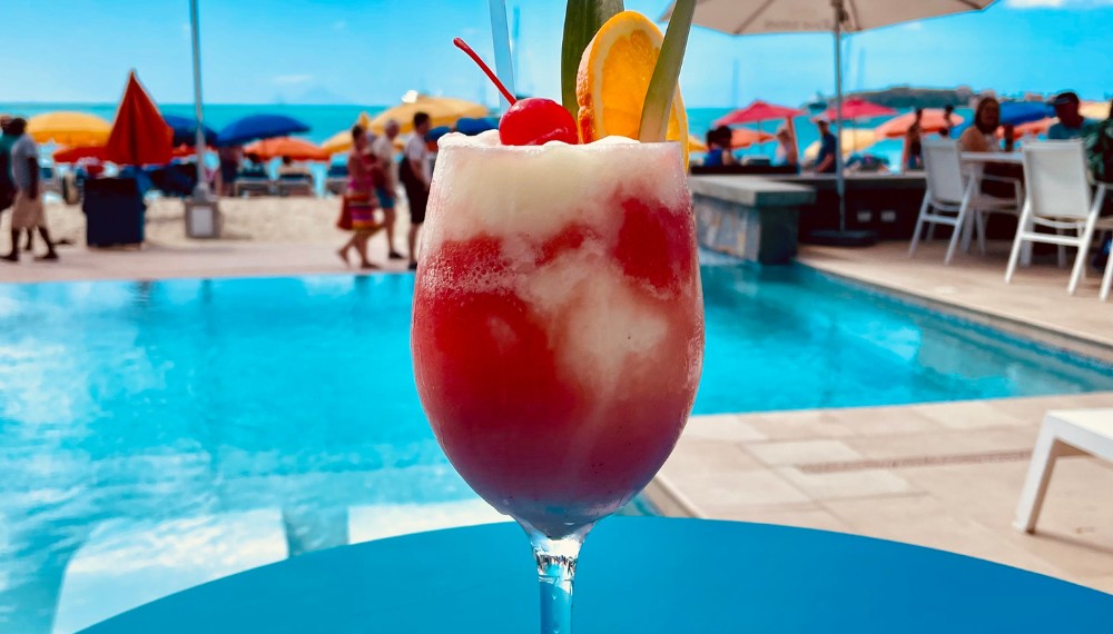 Seaview Beach Hotel Cabana 12