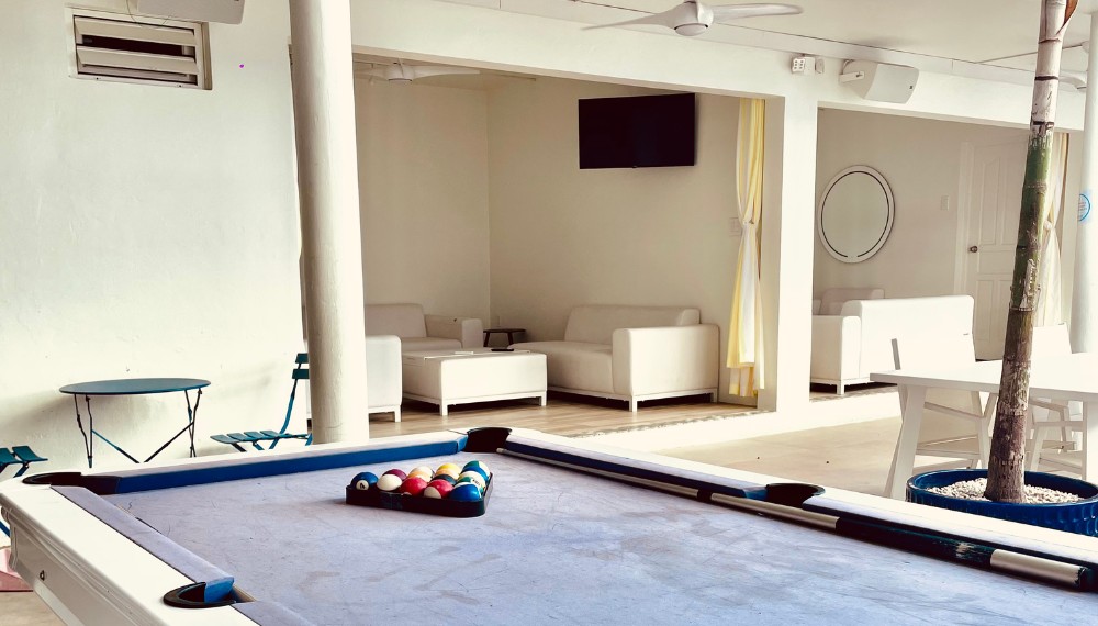 Seaview Beach Hotel Cabana 18