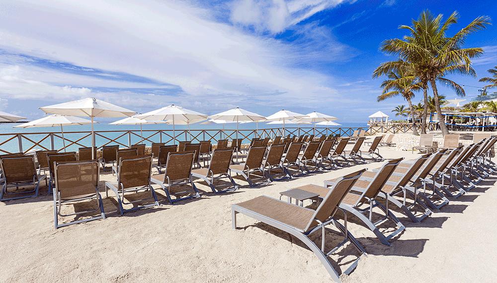 Sonesta Maho Beach Resort Beach Palms Beach