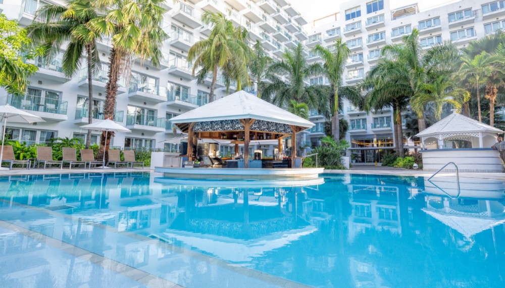 Sonesta Maho Beach Resort New Sonesta St.Maarten 1