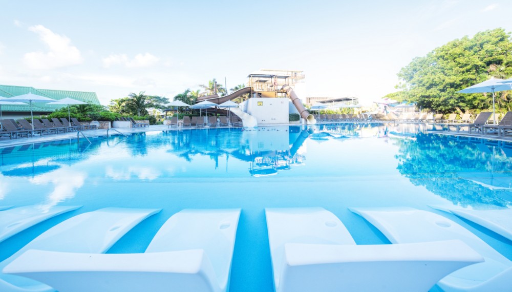 Sonesta Maho Beach Resort New Sonesta St.Maarten