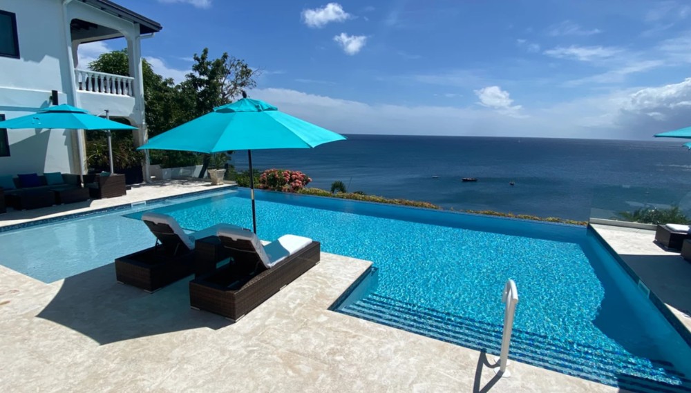 Sunset Reef Day Room 2