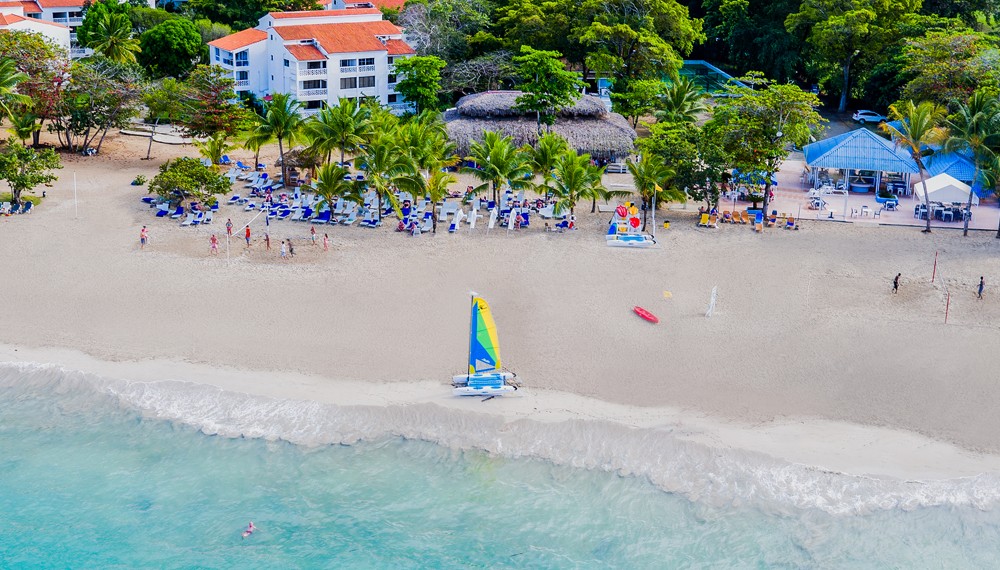 Viva Wyndham Heavens Arial View 1