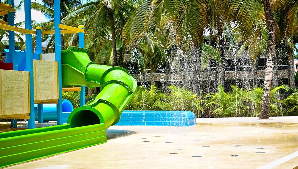 Viva Wyndham Wet Playground 21787032536 O