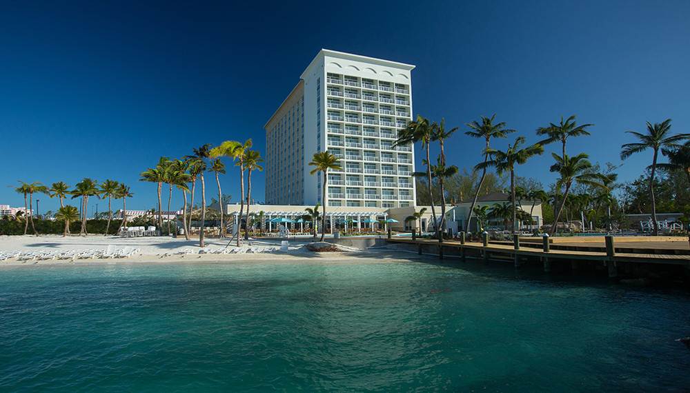 Warwick Paradise Island Bahamas Nassau Beach 001