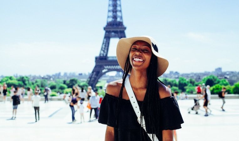 study abroad student in paris