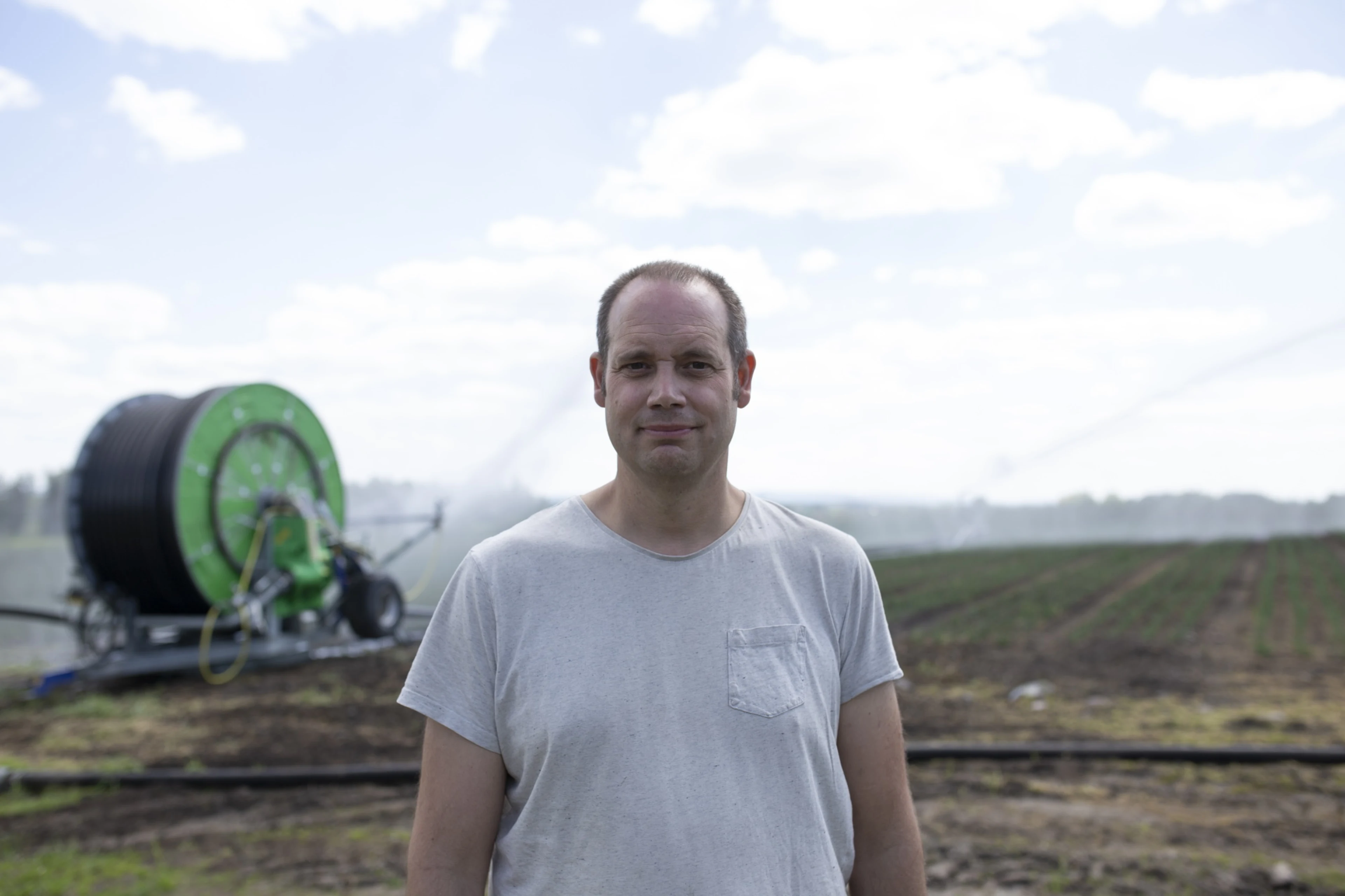 Nils Olve Gillund på åker