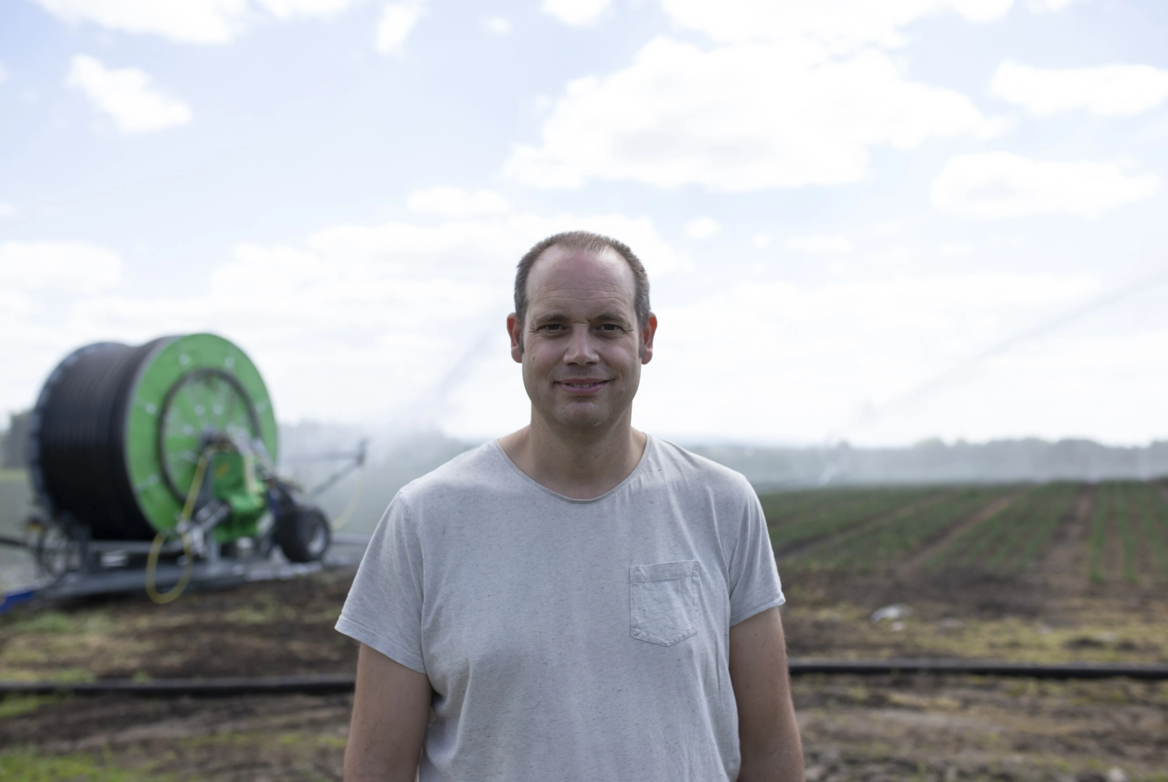 Nils Olve Gillund på åker