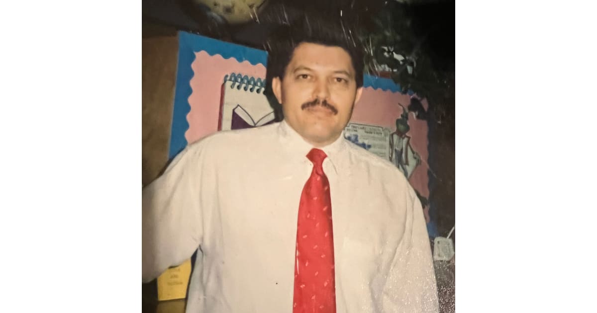 Portrait of Rafael Olivarez