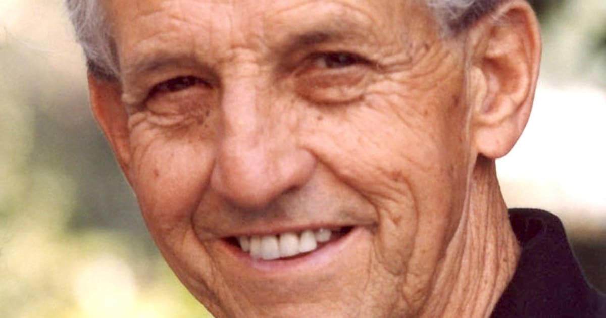 Demoin "Dee" Christensen