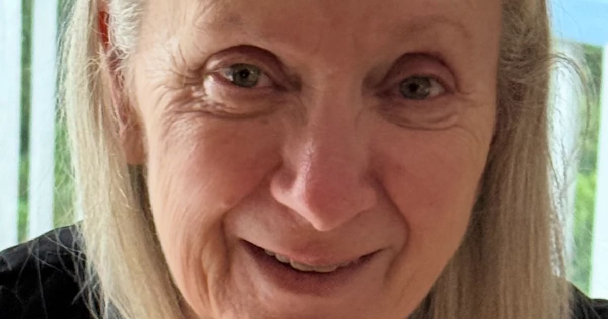 Debbie Hollingsworth Hodge