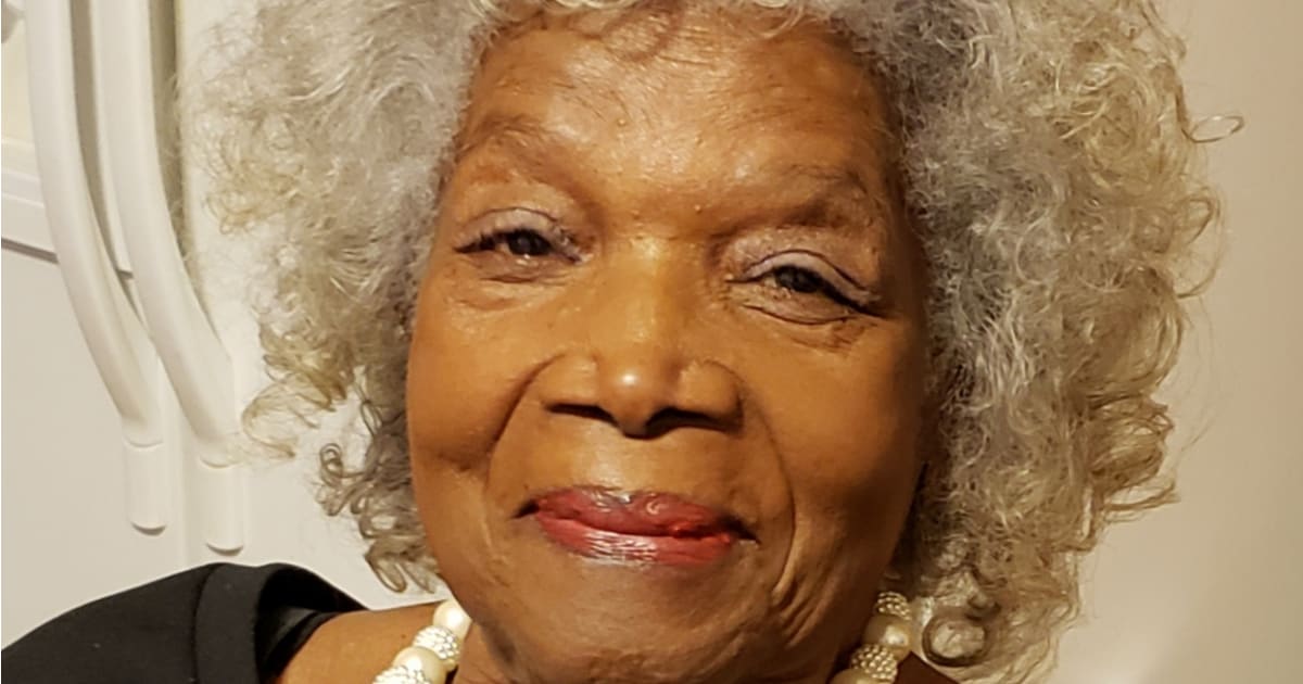 Elizabeth T Spearman