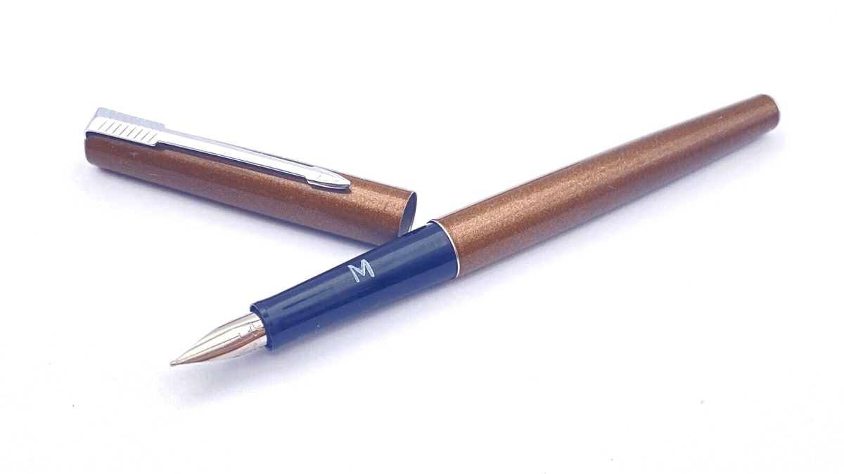 Vintage Parker 15 Fountain Pen In Brown Laque Medium NIB New Old Stock France