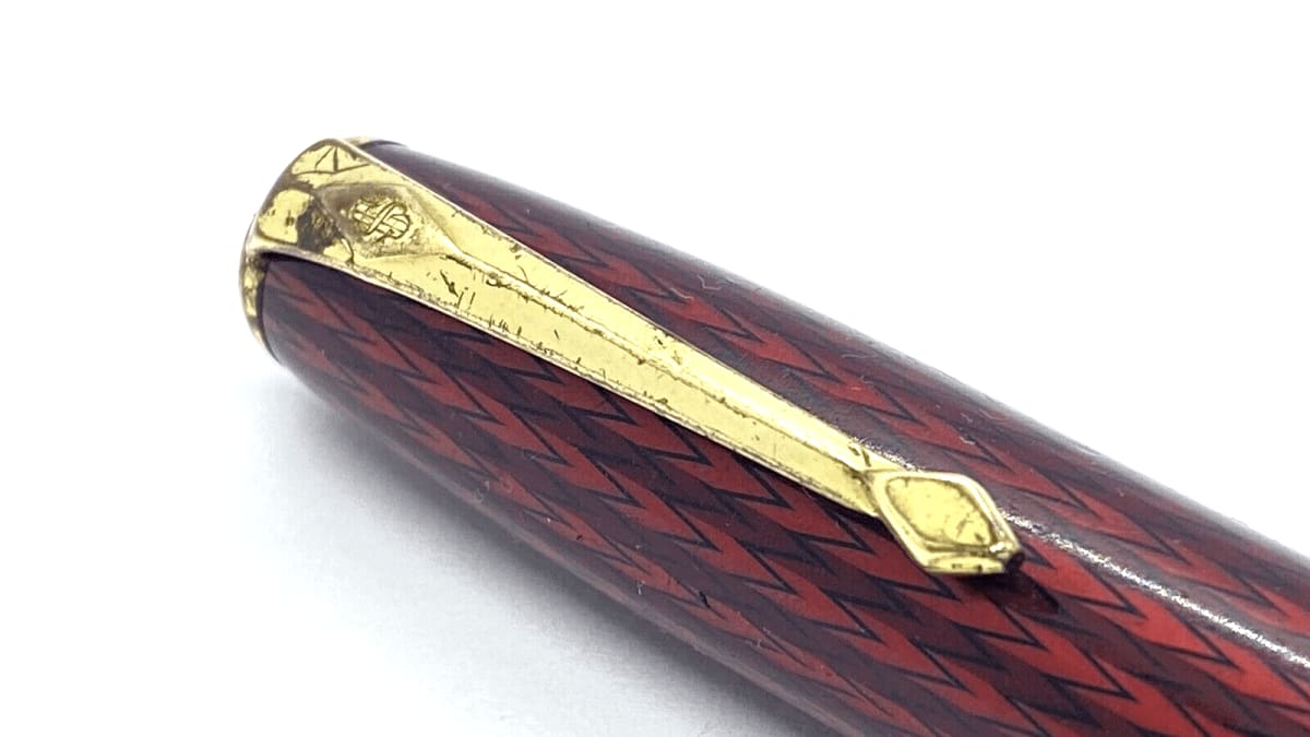 Vintage Conway Stewart No 28 Fountain Pen In Red Herringbone 14K Gold Medium NIB