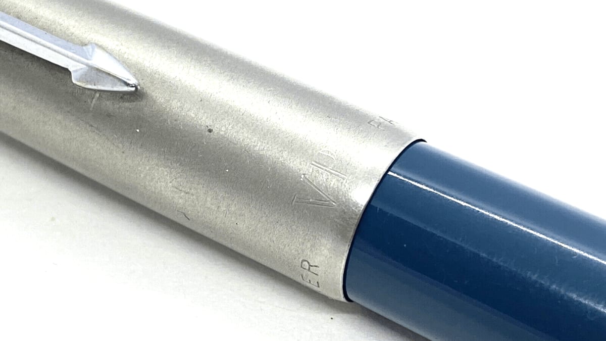 Vintage Parker VP Fountain Pen In Blue And Chrome 14K Medium NIB Made In USA