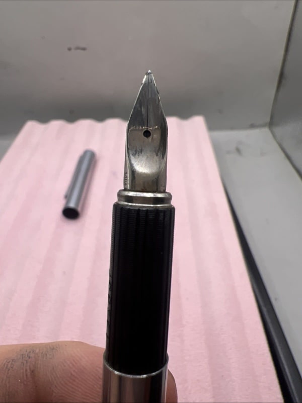 Vintage Aurora Hastil Fountain Pen Medium 14K Nib Boxed