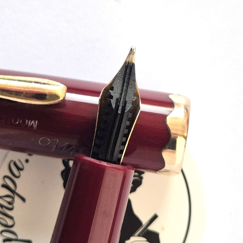 Montblanc Monte Rosa Burgundy Rare Fountain Pen (042G)