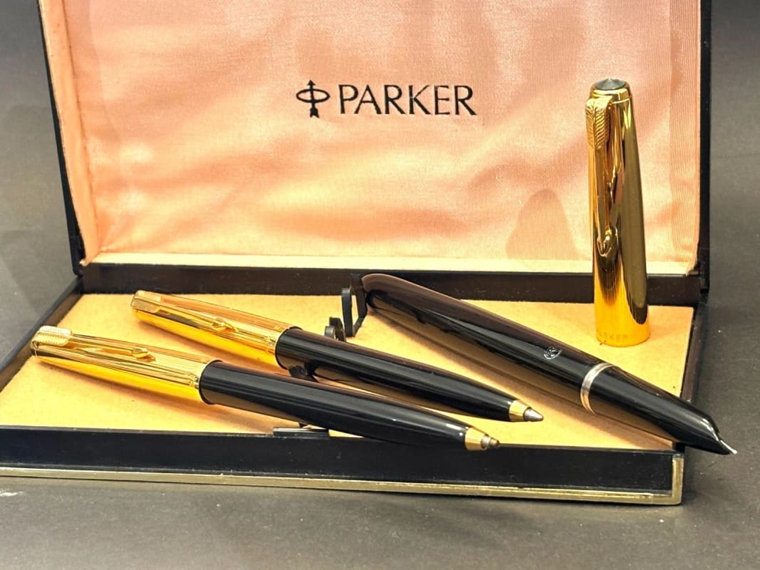 NOS Rare Parker 51 Aerometric Fountain Pen Black 3 Pieces Argentina (Bfp671)