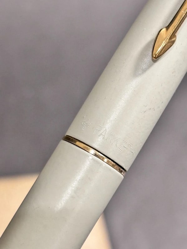 NOS Parker 45 Fountain Pen White Lacquered Argentina (Bfp712)
