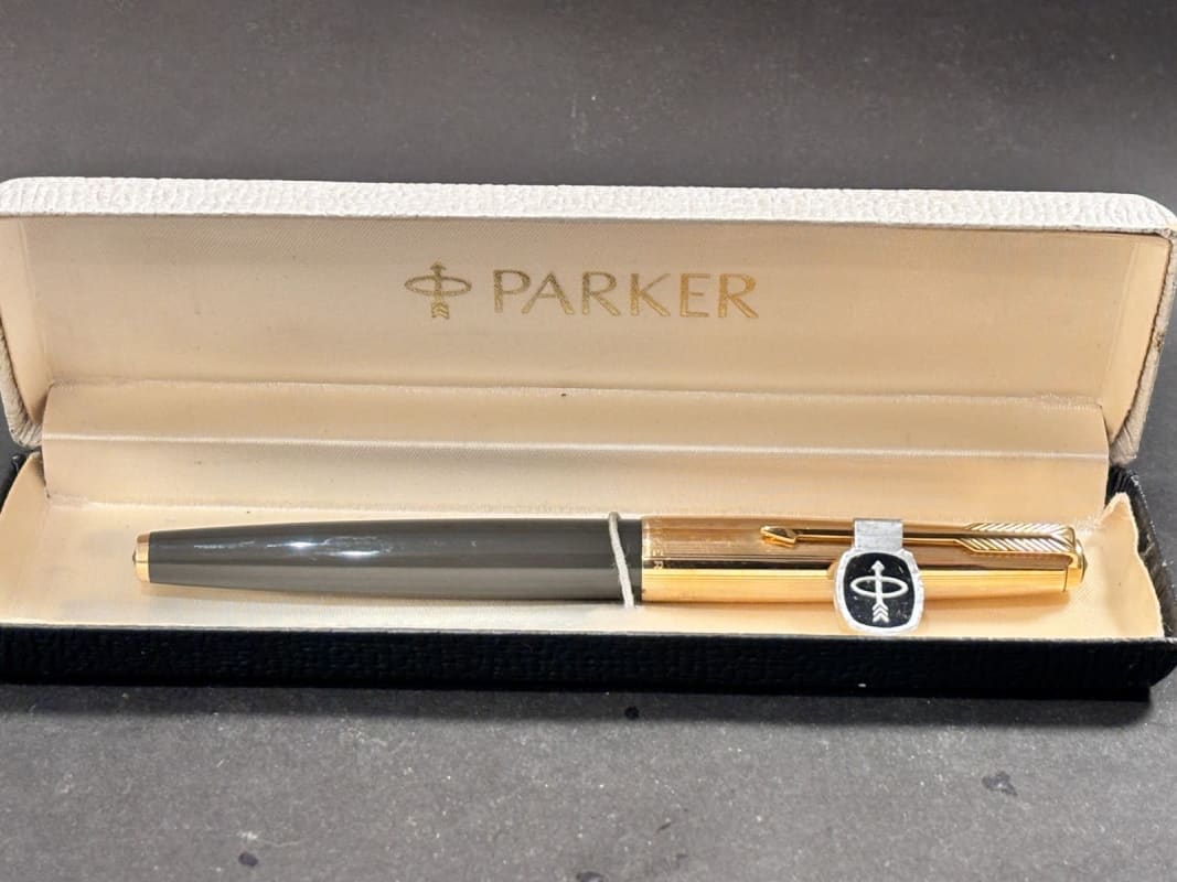 Parker 61 Fountain Pen Grey Gold Filled Cap - NOS (Bfp697)
