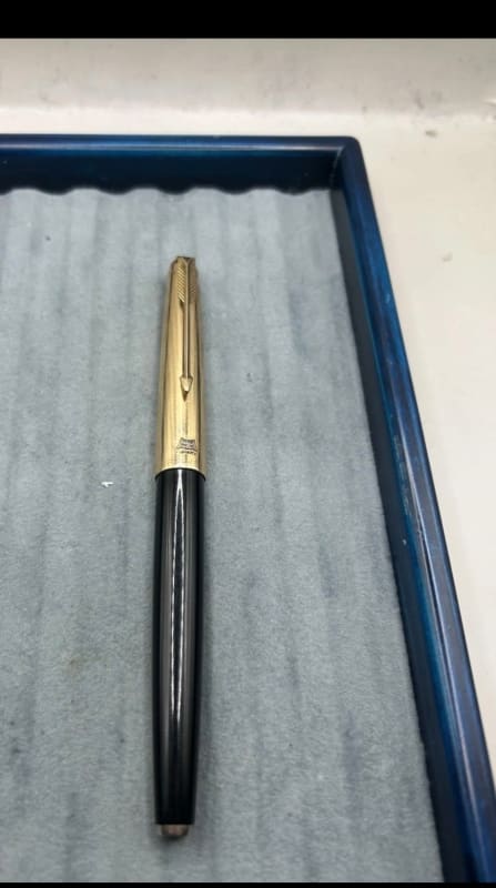 Parker 61 Heritage Fountain Pen - First Edition Rainbow Cap Black Fine Nib