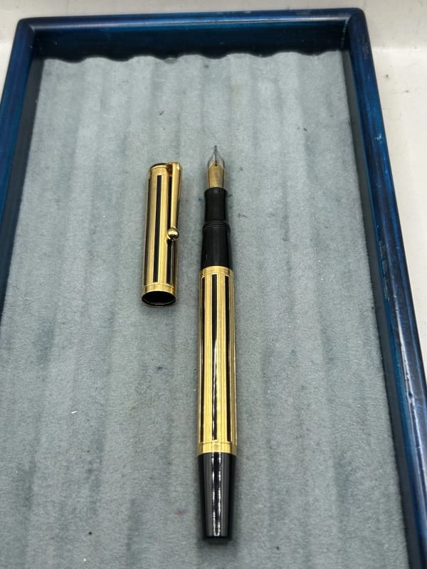 Waterman Watermina Night And Day Gold Plated Fountain Pen