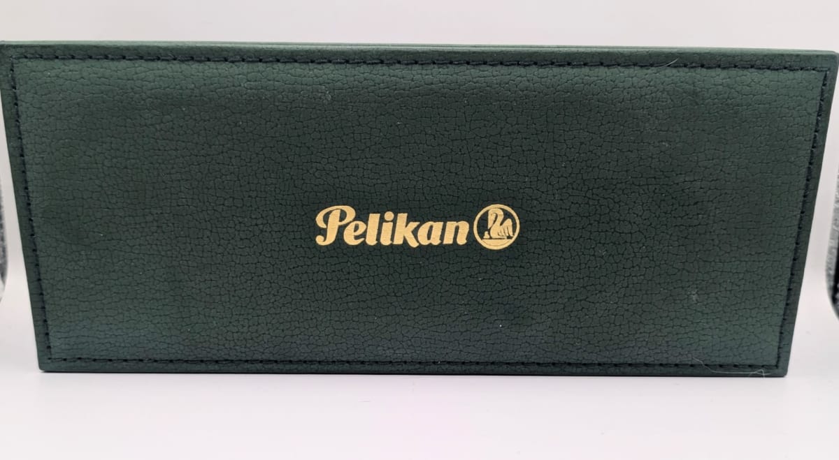 Mint Pelikan Classic M150 (M151) Green/Black - "Edizione Storica 170 Anni" with Box (EF Nib) 2008