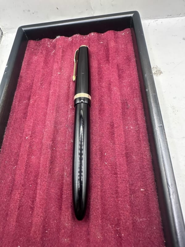 Parker Duofold Maxima Aerometric fountain pen, huge no50 14k Medium nib, 1950s
