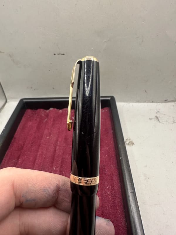 Parker Duofold Maxima Aerometric fountain pen, huge no50 14k Medium nib, 1950s