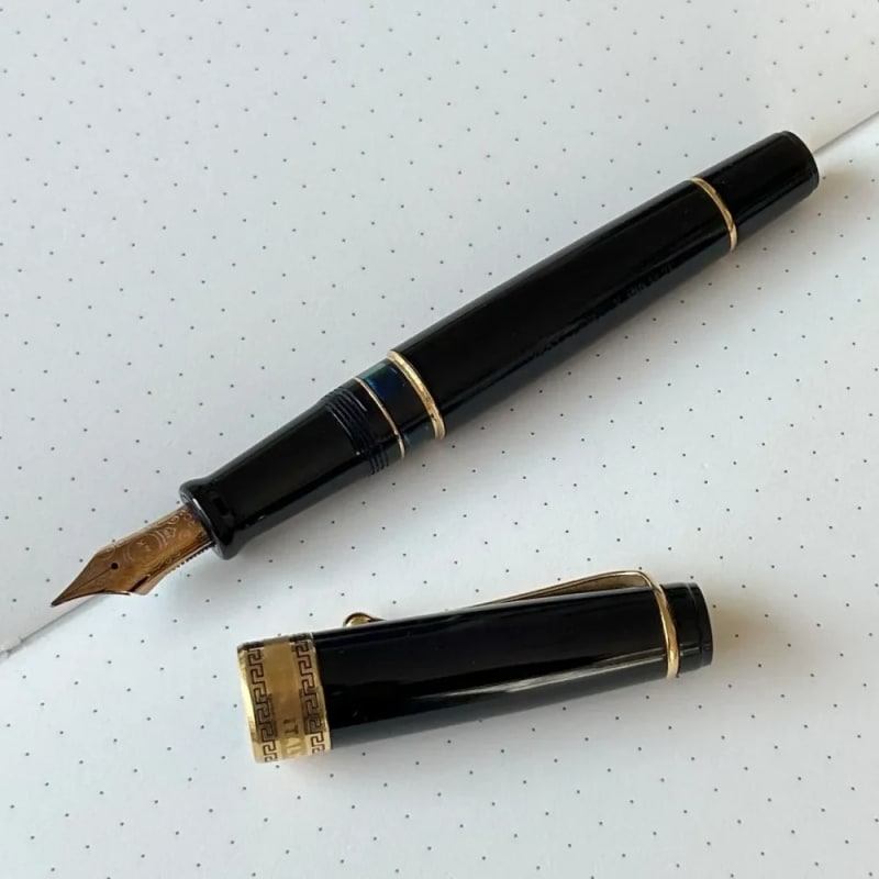 Preowned Aurora Optima Black Fountain Pen 997-N