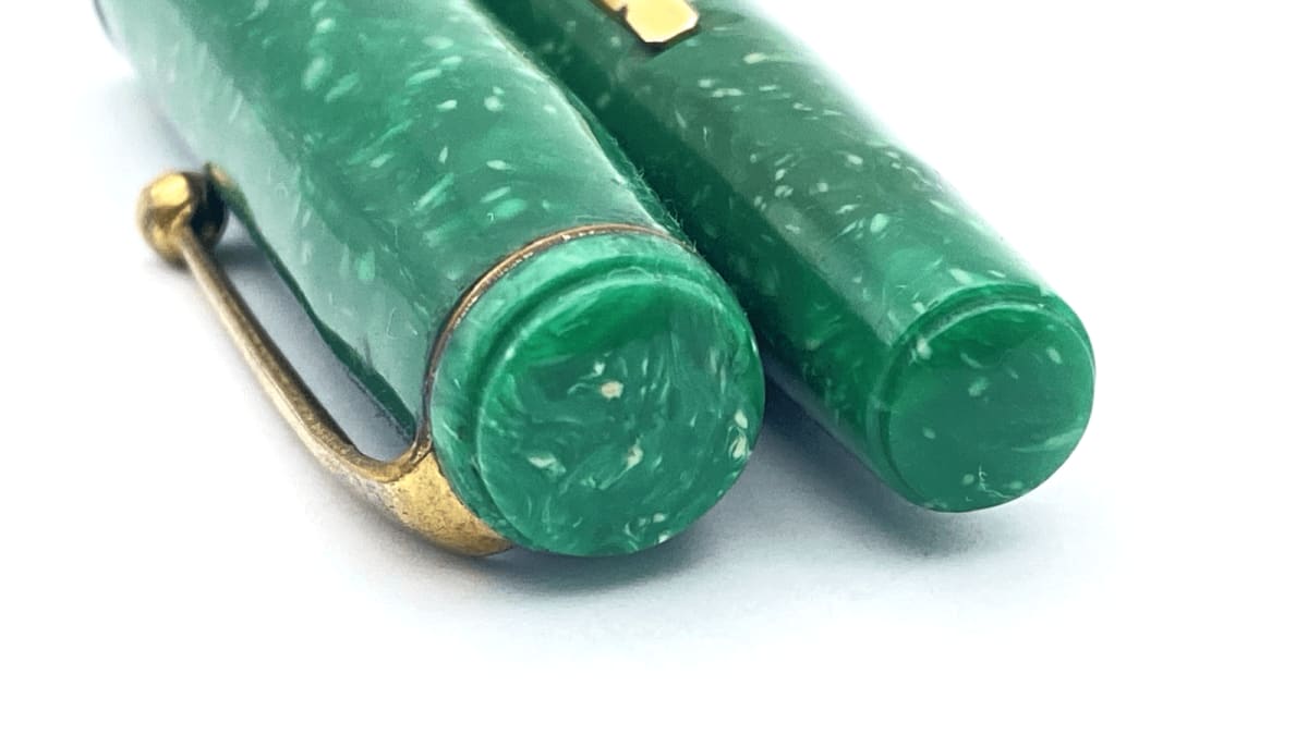 Vintage Mentmore Autoflow Fountain Pen Jade Green 14K Gold Stub Fine NIB England