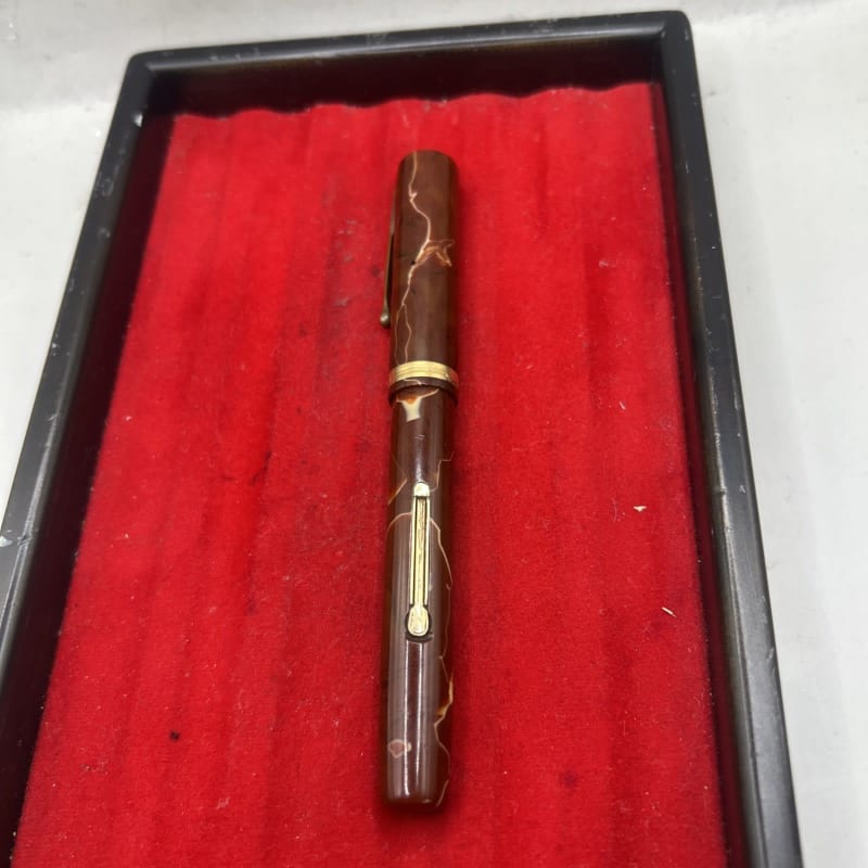 Lovely Rare Vintage Waterman'S 94 Fountain Pen Red Swirl - 14Ct Gold M Flex Nib
