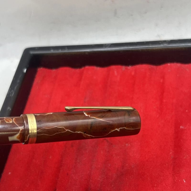 Lovely Rare Vintage Waterman'S 94 Fountain Pen Red Swirl - 14Ct Gold M Flex Nib