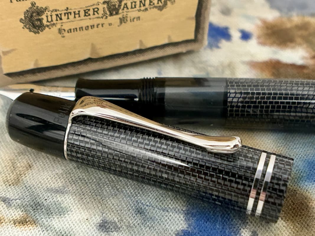 Pelikan M101N Lizard Special Edition Fountain Pen - NOS Condition