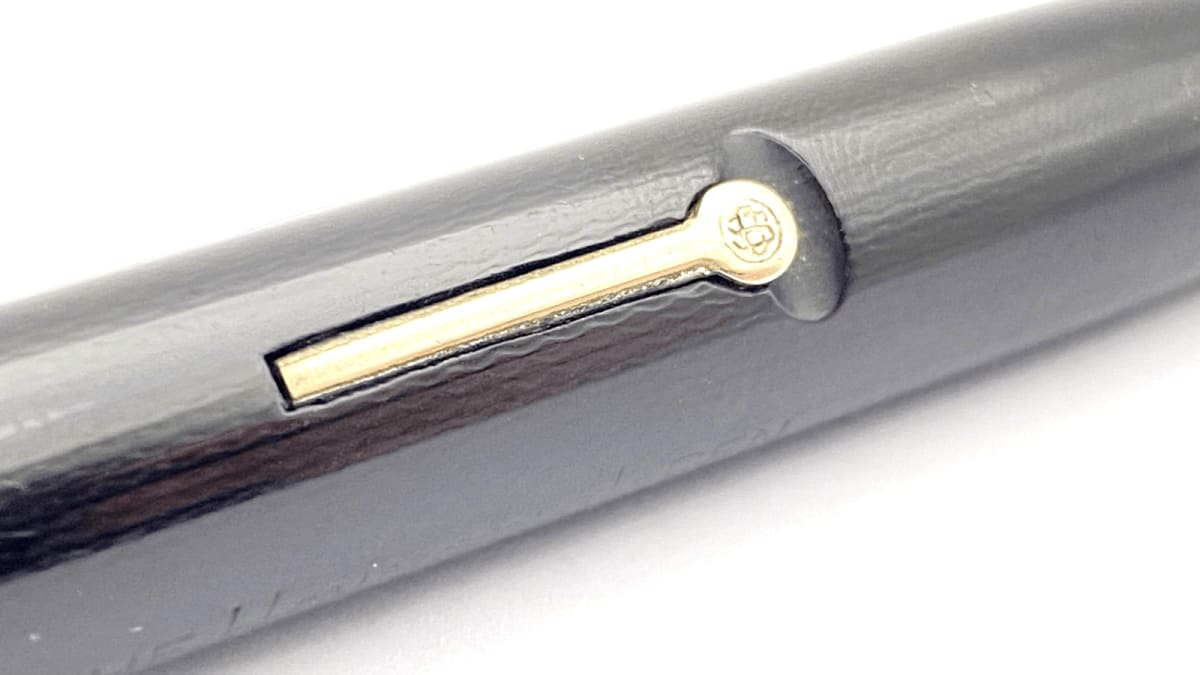 Vintage Conway Stewart Universal Fountain Pen In Black 14K Gold Fine NIB England