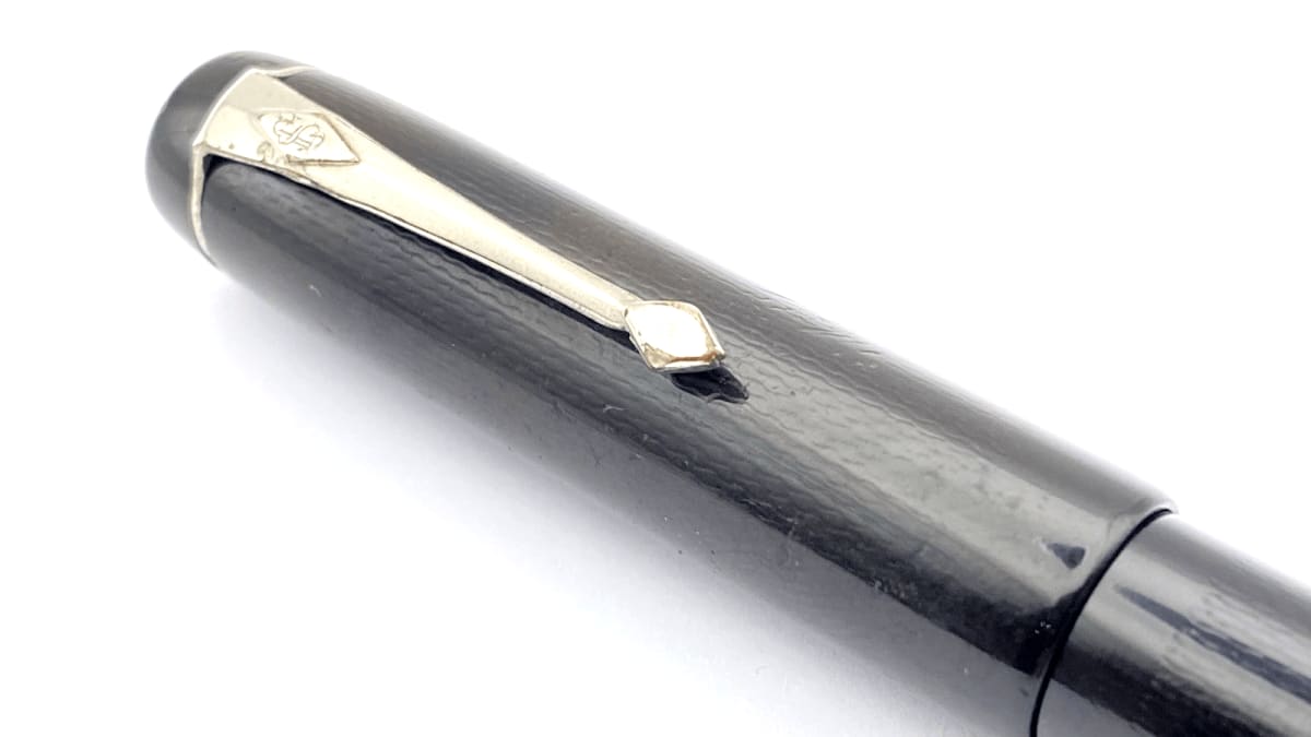 Vintage Conway Stewart Universal Fountain Pen In Black 14K Gold Fine NIB England