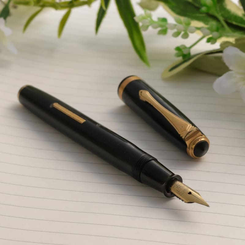 RARE 1940's Pilot Namiki Original Ebonite Urushi Pilot 14K Gold F Nib Fountain Pen