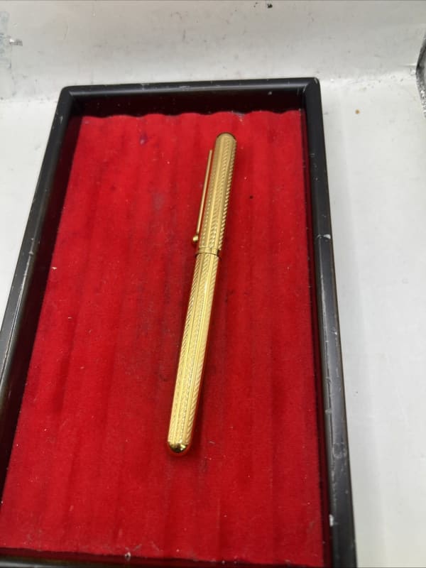 Vintage Waterman Goutte Gold Plated Fountain Pen 18K Gold NIB Broad