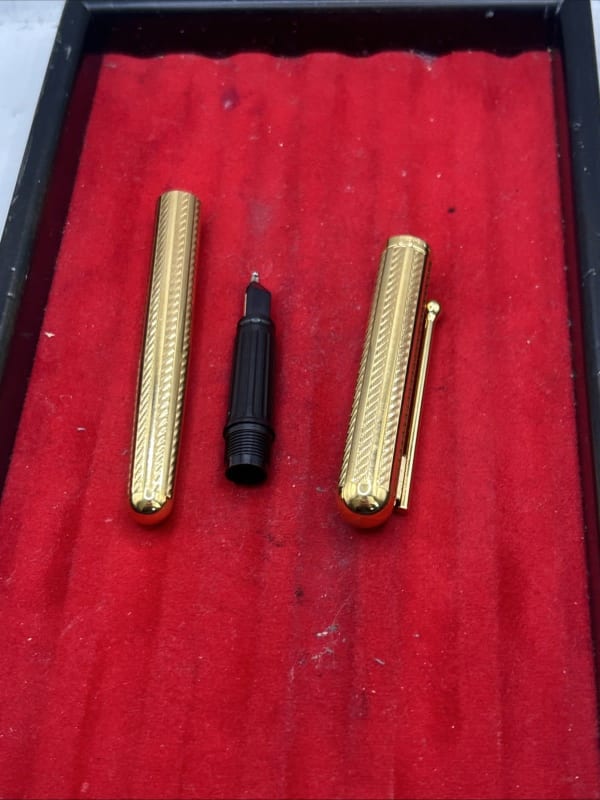 Vintage Waterman Goutte Gold Plated Fountain Pen 18K Gold NIB Broad