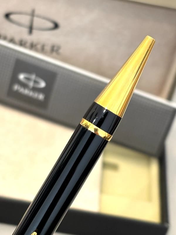 Parker Duofold Centennial Ballpoint 90S Mark Ii, Black W Gold Trim (Bfp520)