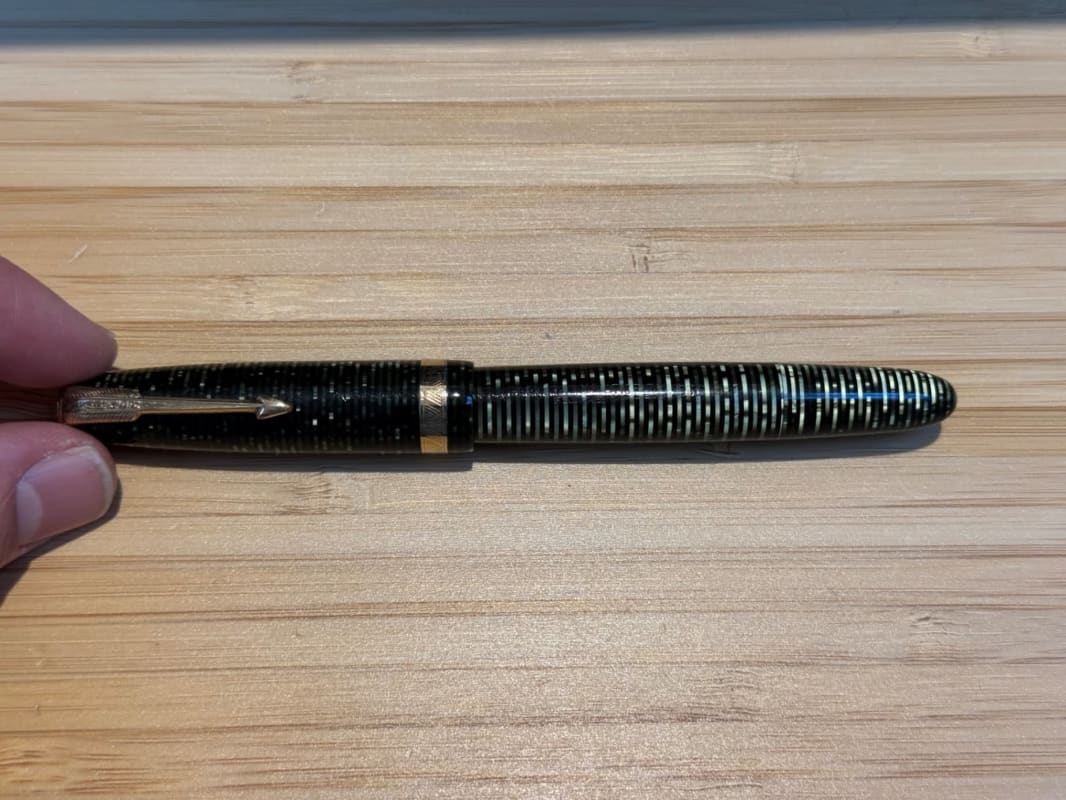 Parker Vacumatic in emerald green