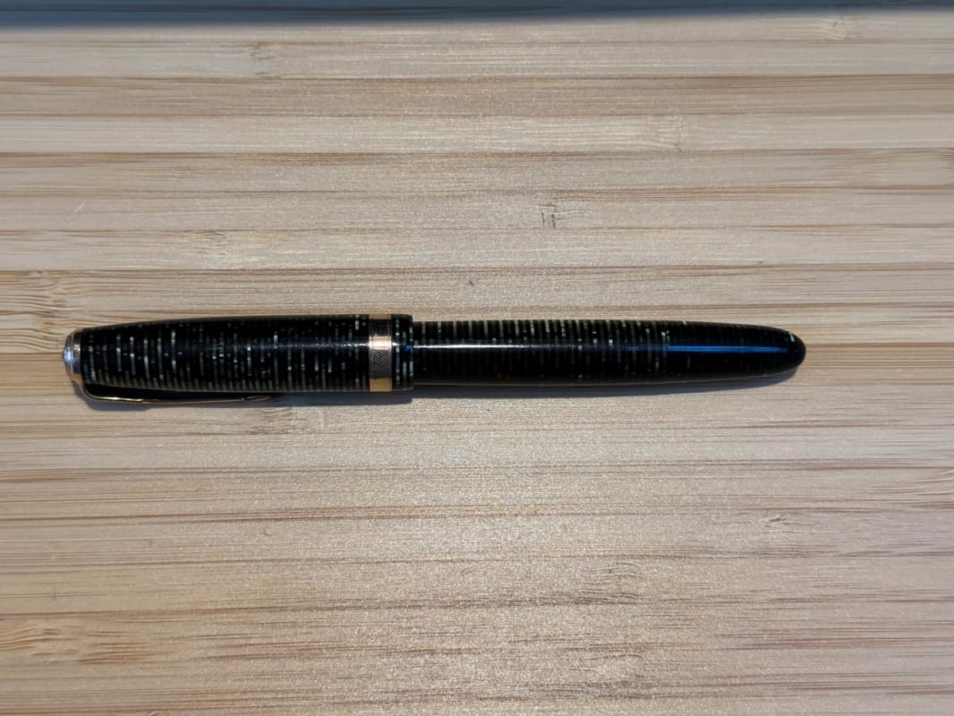 Parker Vacumatic in emerald green
