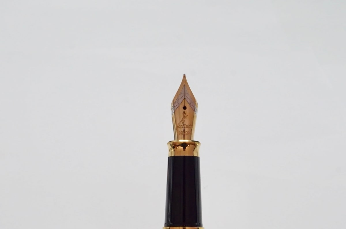 Sacristán Fountain Pen - 18k nib!