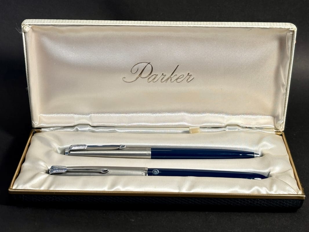 NOS PARKER 51 AEROMETRIC FOUNTAIN PEN + BP SET BLUE ARGENTINA (BFP615)