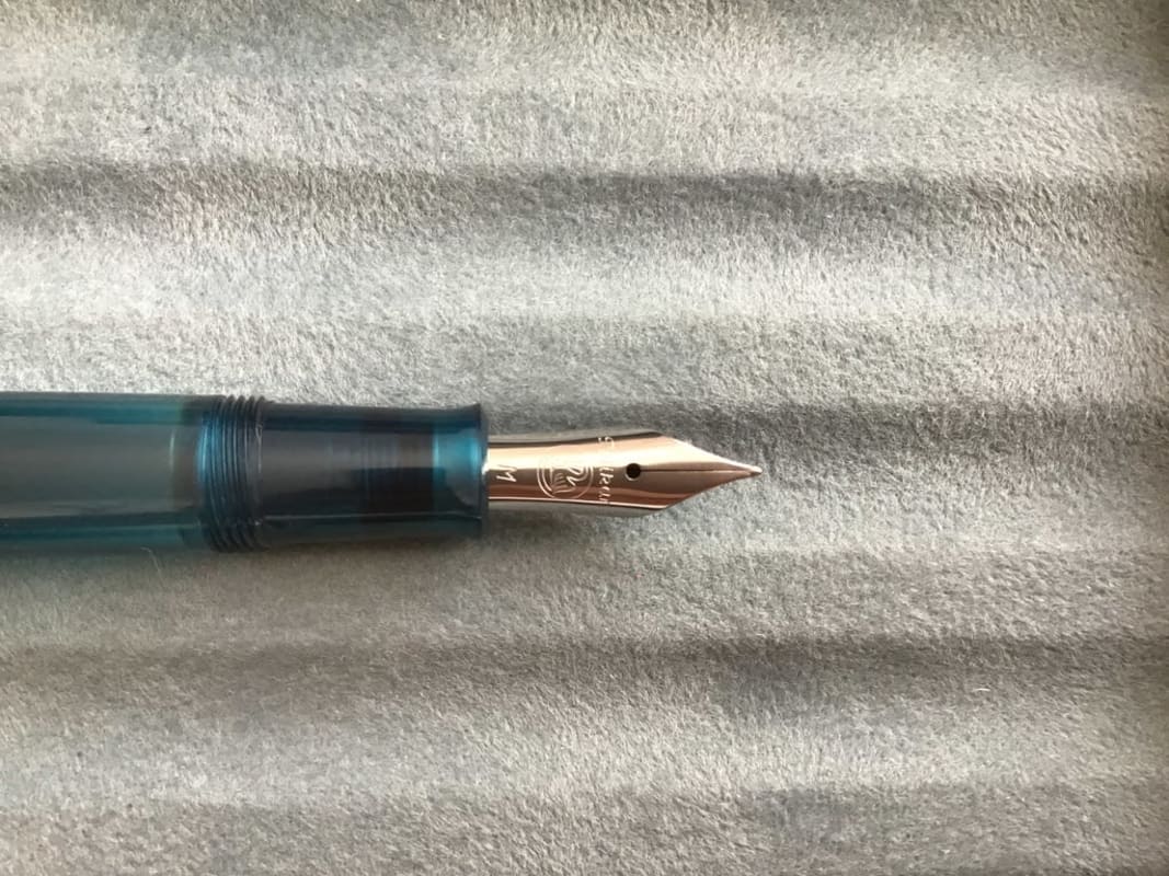 Pelikan M205 Classic Aquamarine Fountain Pen set