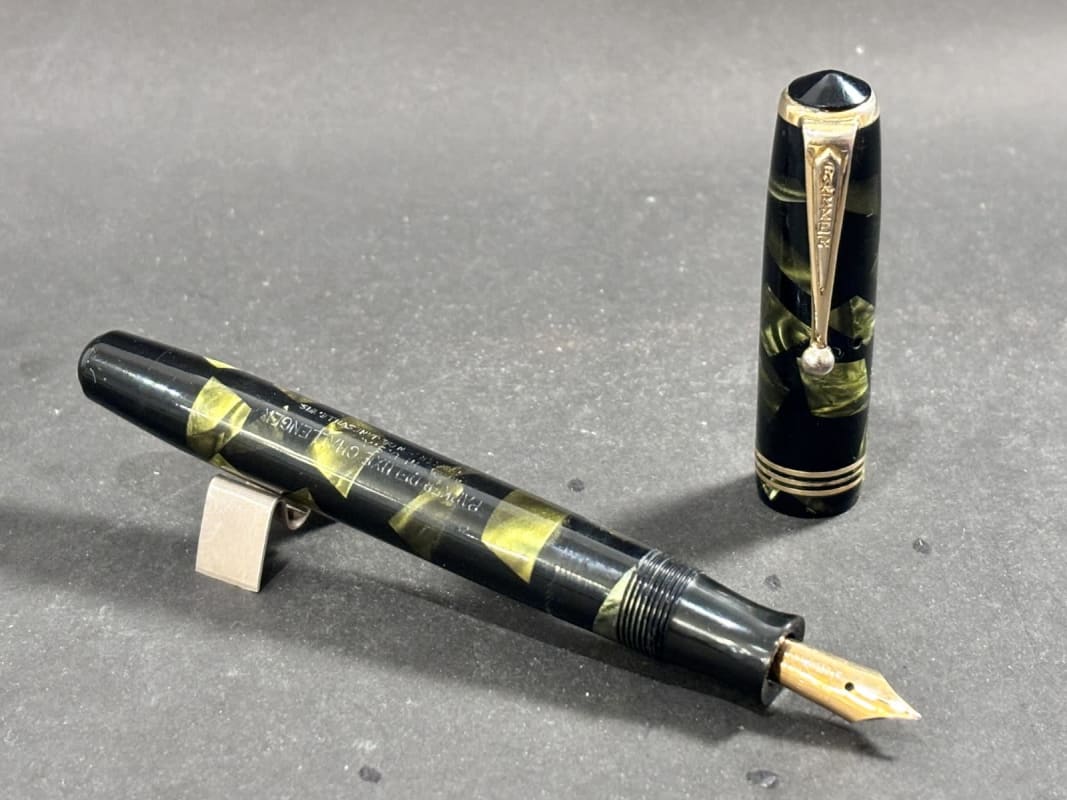 Parker Deluxe Challenger Green Marble Triple Cap Band Button Filler (Bfp704)