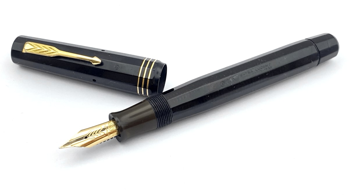 Vintage Large Omas Extra Lucens Fountain Pen Black Flexible 14K Gold Fine NIB