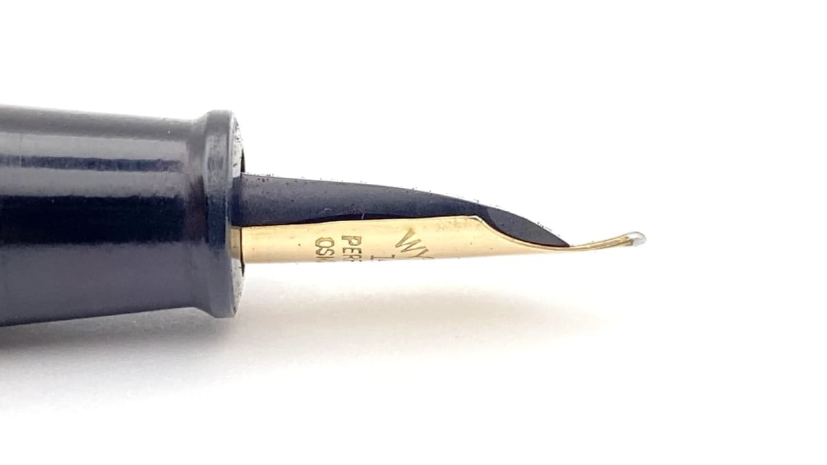 Vintage Wyvern Perfect Fountain Pen Gray Marble Springy 14K Gold Medium NIB