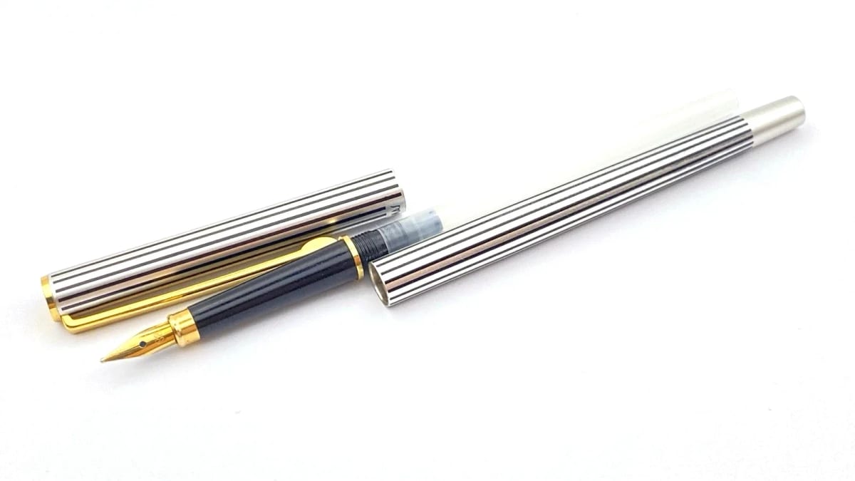 Vintage Omas Super Slim Fountain Pen Brushed Chrome Gold Plated Fine NIB Italy